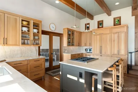16223 Reitan Road NE Bainbridge Island WA 98110