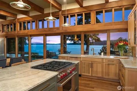 16223 Reitan Road NE Bainbridge Island WA 98110