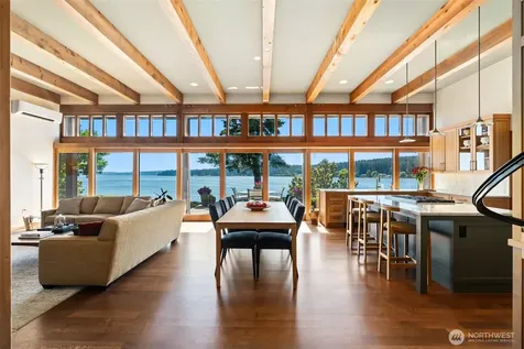 16223 Reitan Road NE Bainbridge Island WA 98110