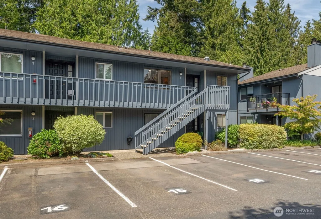 8017 196th Street SW Edmonds WA 98026