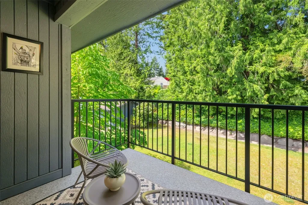 8017 196th Street SW Edmonds WA 98026
