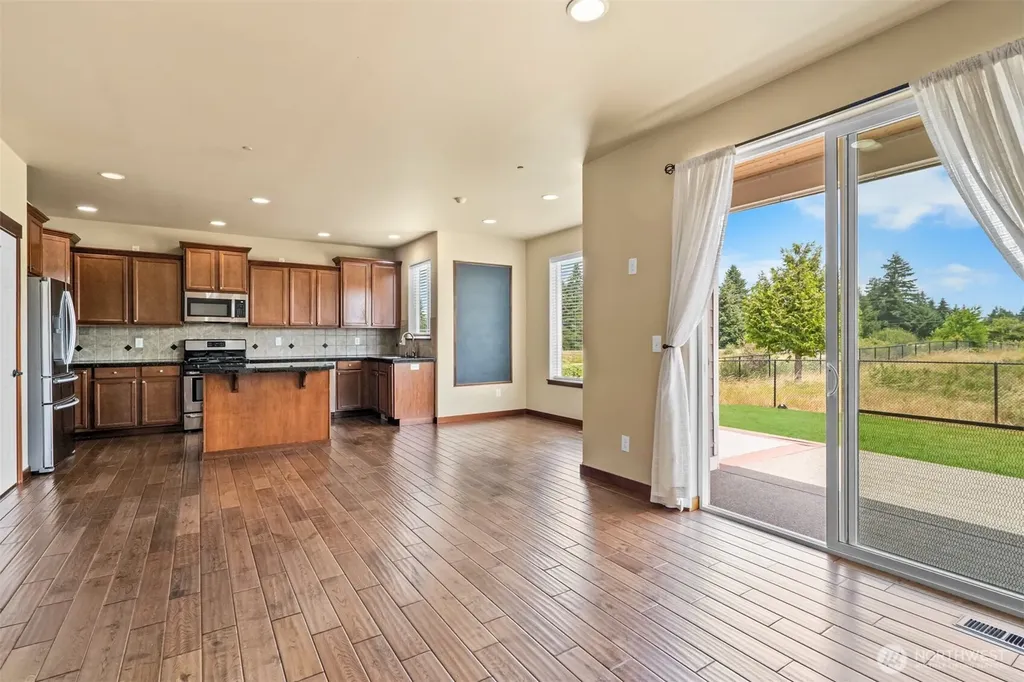 16458 Canal Court SE Yelm WA 98597