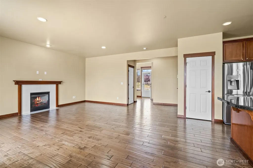 16458 Canal Court SE Yelm WA 98597