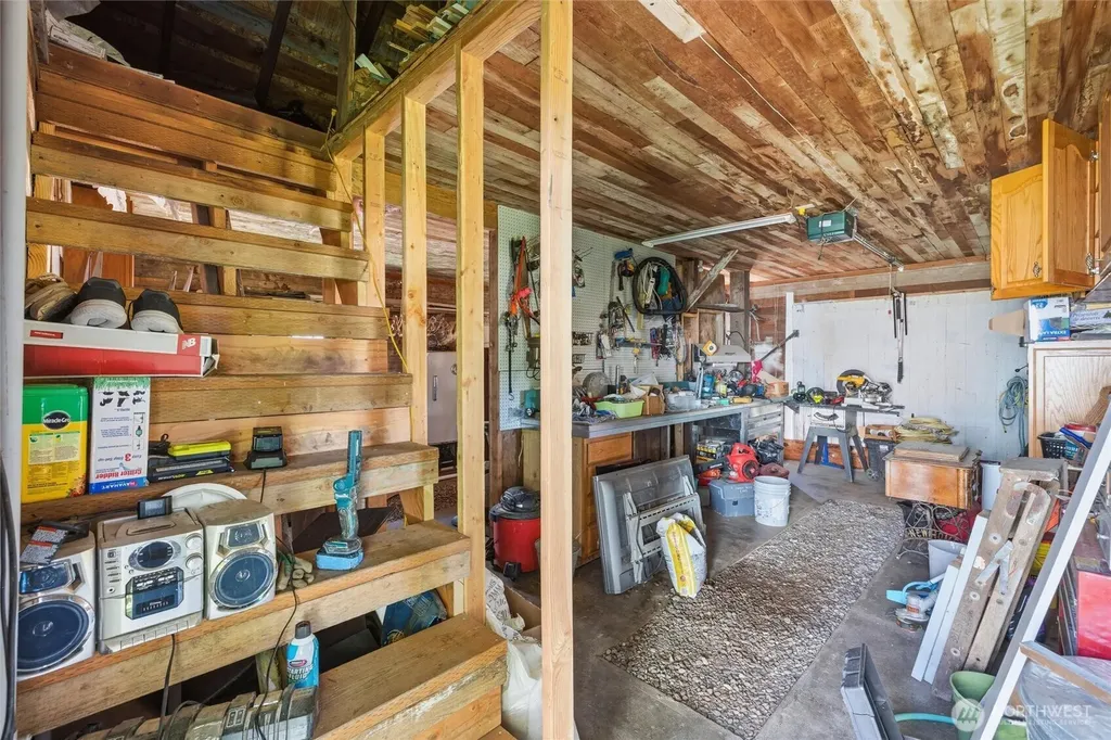 214 15th Street Lynden WA 98264