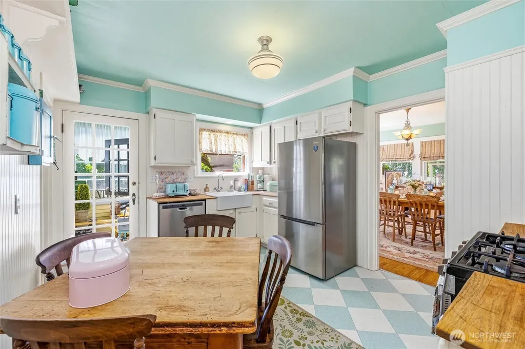 214 15th Street Lynden WA 98264