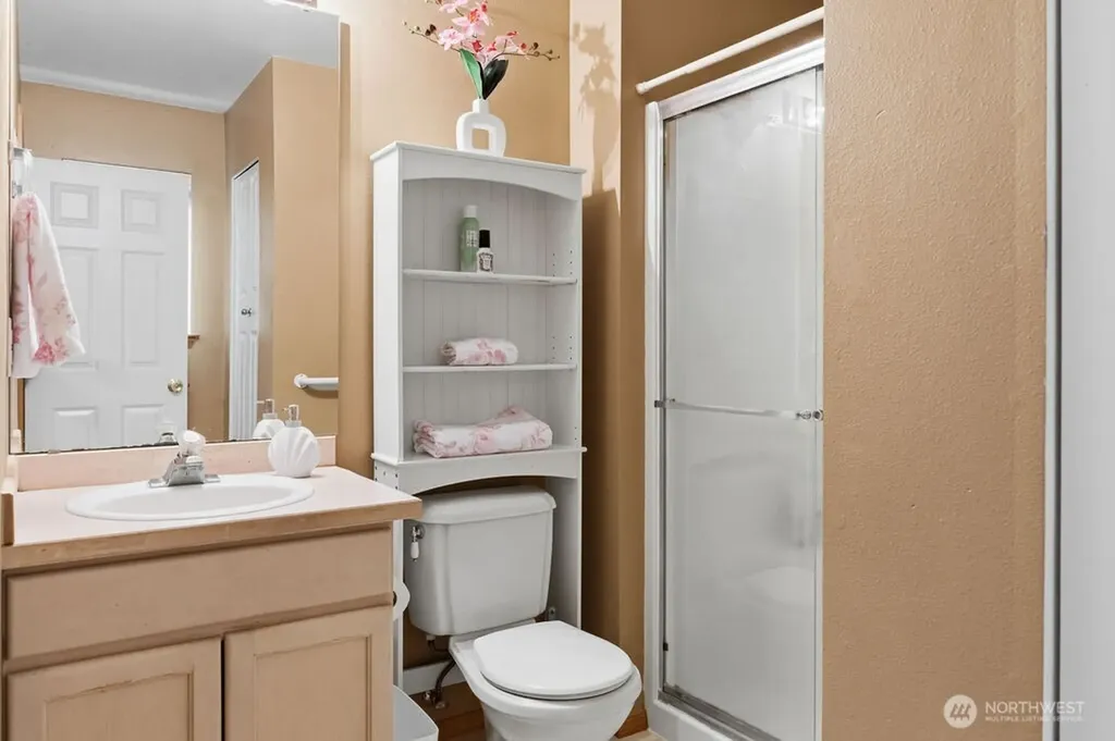 1565 Nordic Place Poulsbo WA 98370