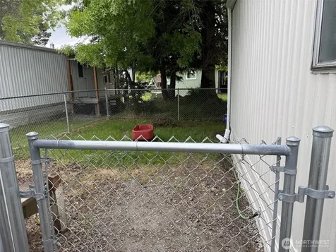 2600 E Division Street Mount Vernon WA 98274