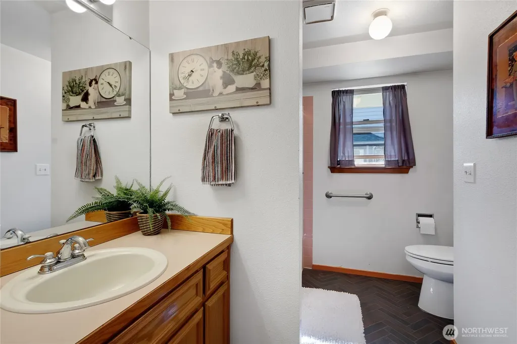 9317 76th Street Ct SW Lakewood WA 98498