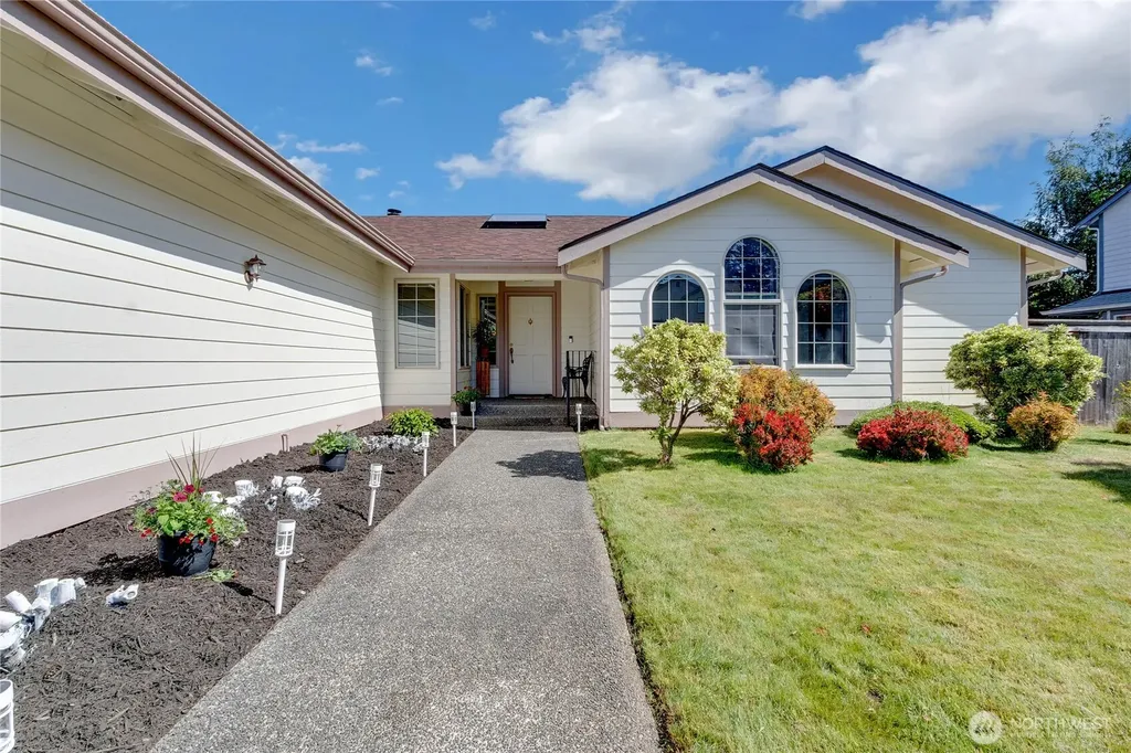 9317 76th Street Ct SW Lakewood WA 98498