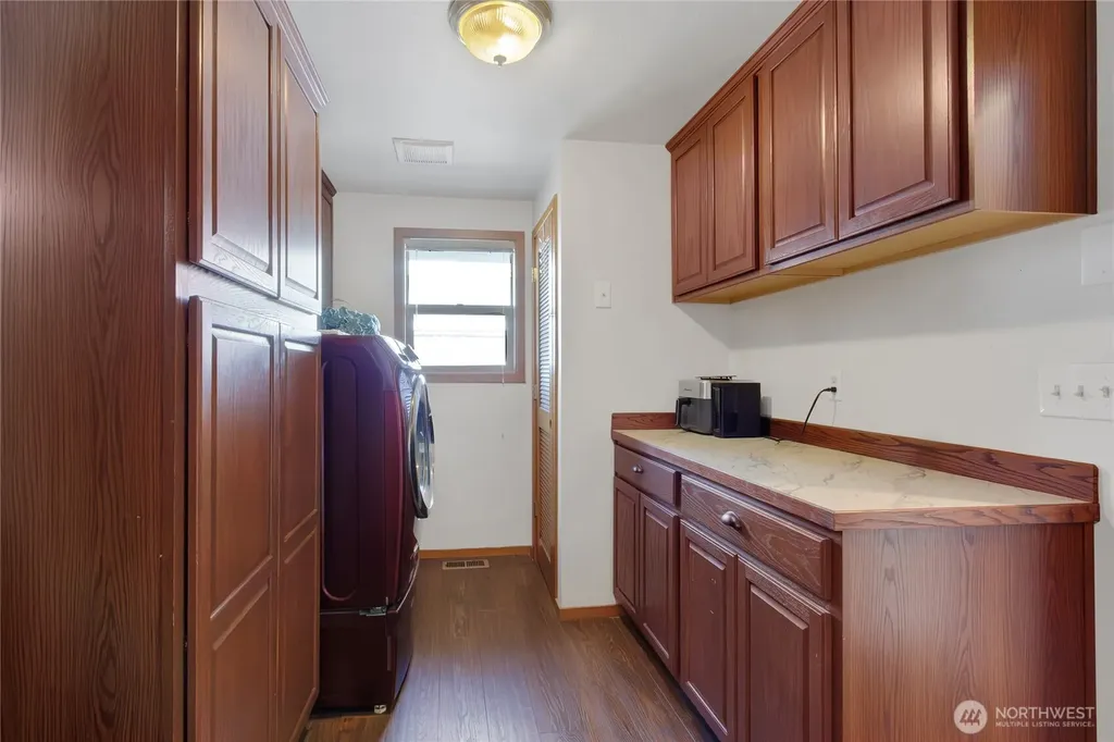 9317 76th Street Ct SW Lakewood WA 98498