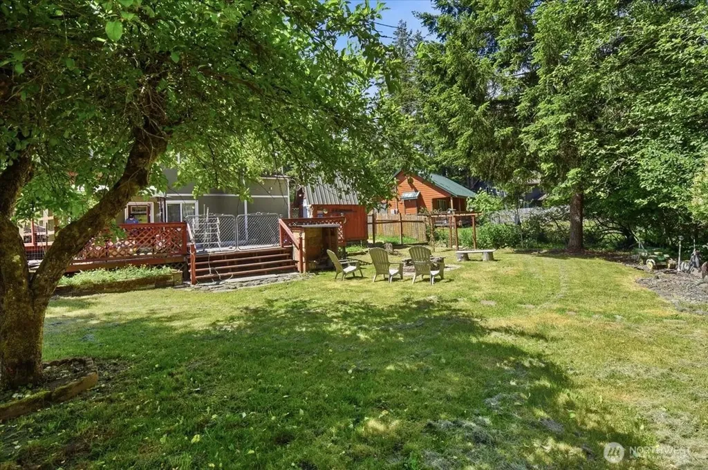 116 Mountain View Drive N Ashford WA 98304