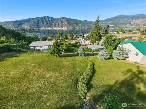 241 Lakeshore Drive Manson WA 98831