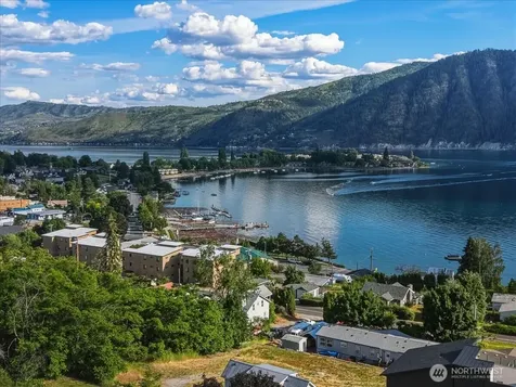 241 Lakeshore Drive Manson WA 98831