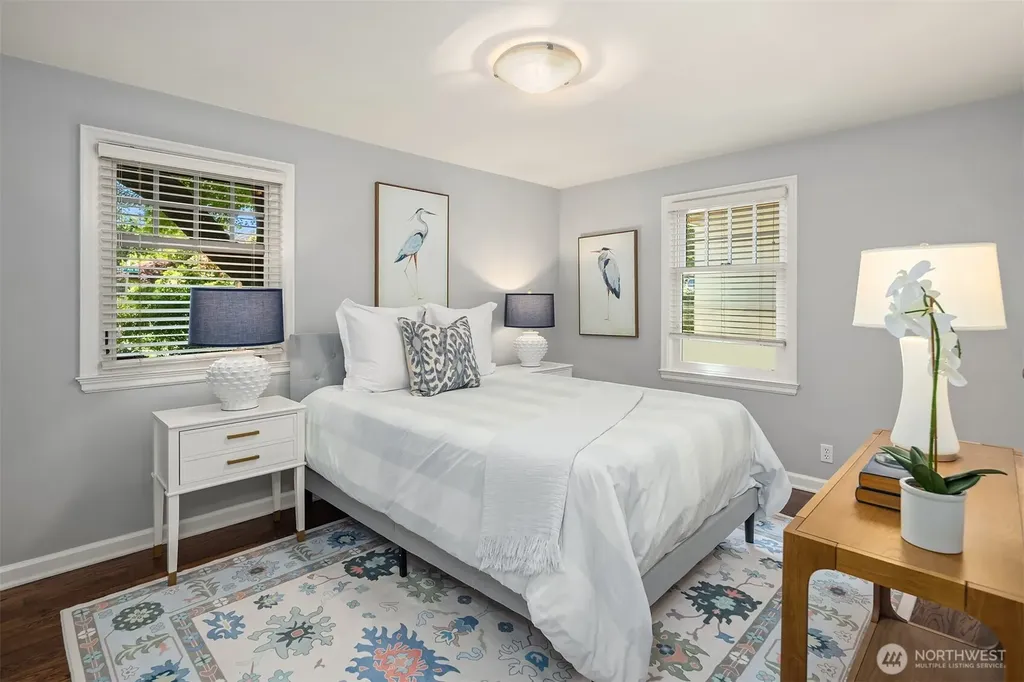 7337 48th Avenue NE Seattle WA 98115