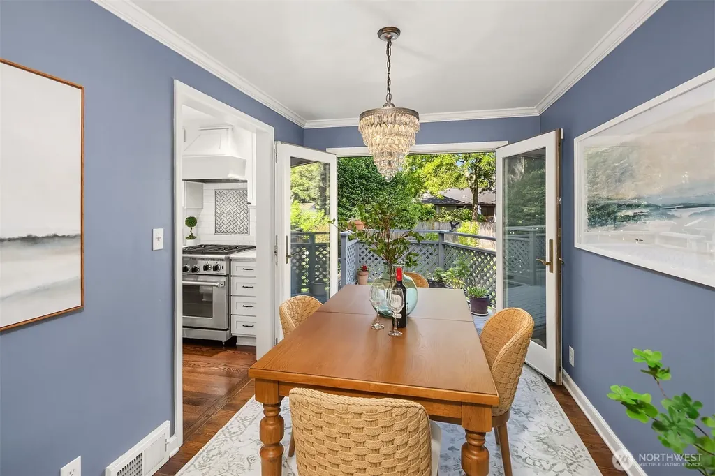 7337 48th Avenue NE Seattle WA 98115