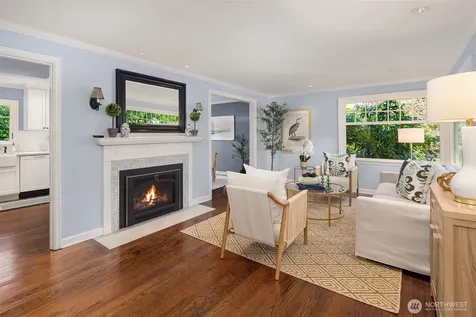 7337 48th Avenue NE Seattle WA 98115