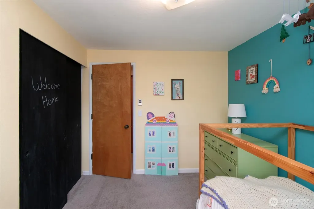 806 S E Street Port Angeles WA 98363