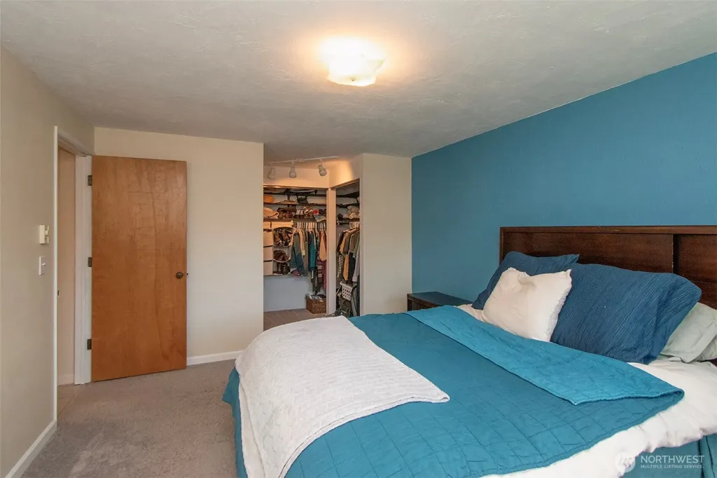 806 S E Street Port Angeles WA 98363