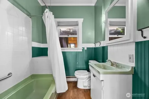 515 N 41st Street Seattle WA 98103