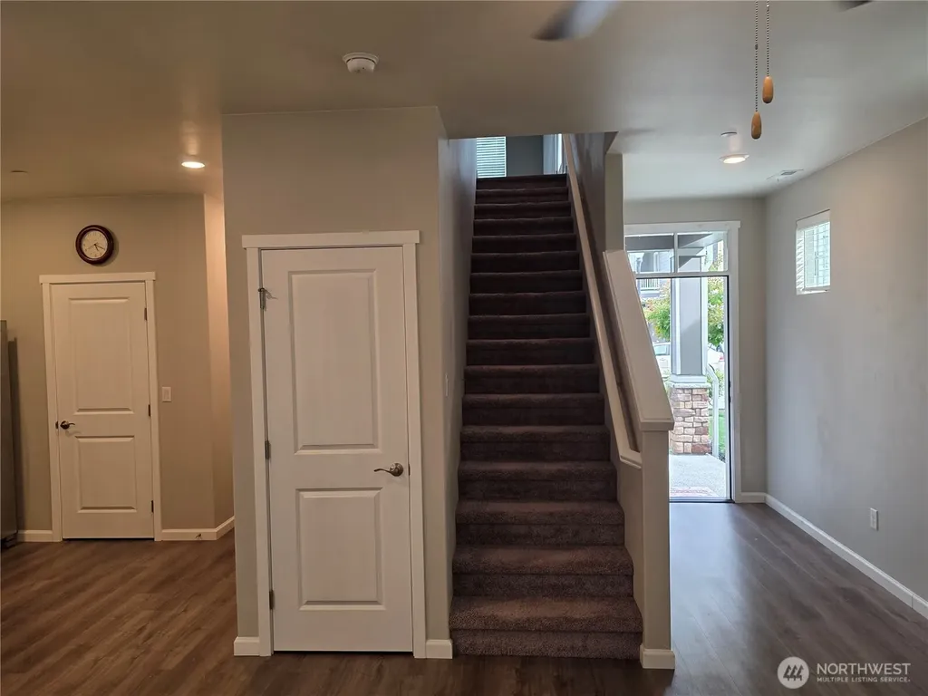 8702 E Gilman Avenue Arlington WA 98223