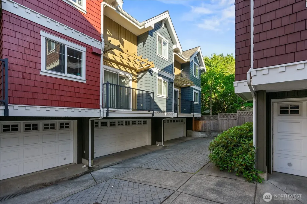 7316 Woodlawn Avenue NE Seattle WA 98115