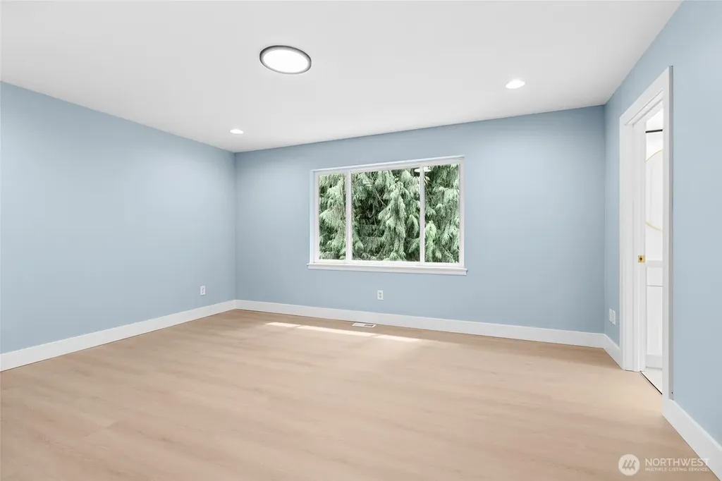 21927 45th Ave SE Bothell WA 98021