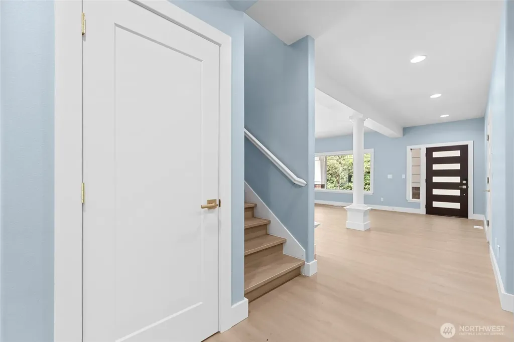 21927 45th Ave SE Bothell WA 98021