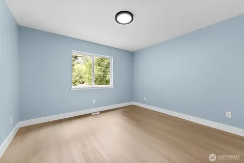21927 45th Ave SE Bothell WA 98021