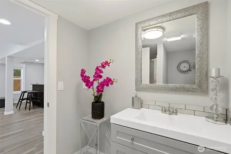 3027 167th Avenue NE Bellevue WA 98008