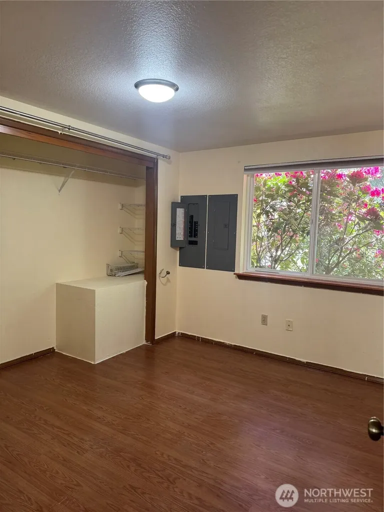320 181st Avenue E Lake Tapps WA 98391