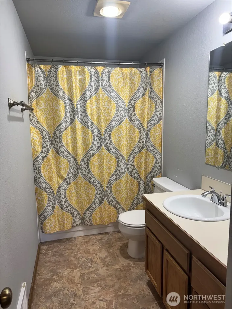 320 181st Avenue E Lake Tapps WA 98391