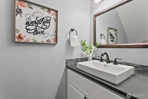 2300 Jefferson Ave NE Renton WA 98056