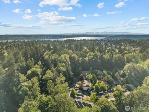 2300 Jefferson Ave NE Renton WA 98056