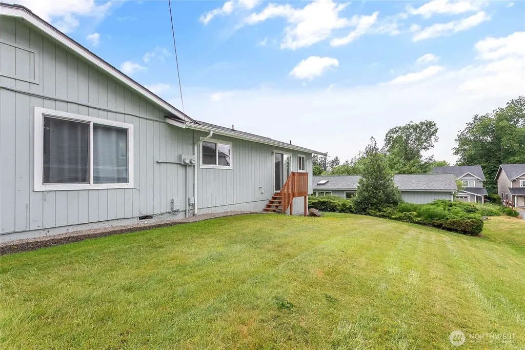 2701 Texas (2701-2709) Street Bellingham WA 98229