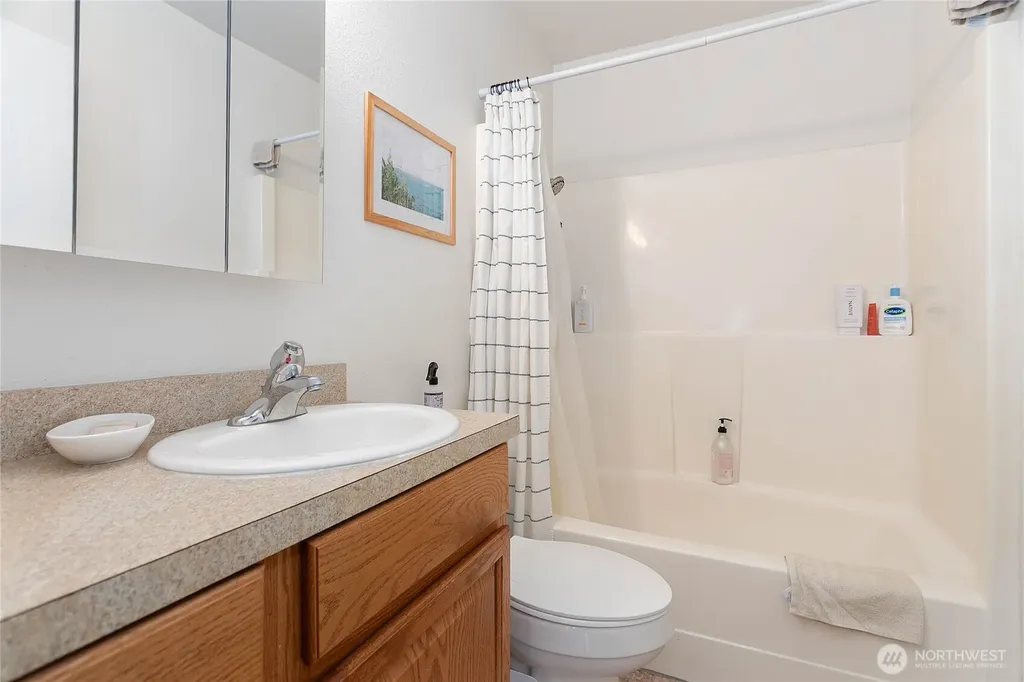 2701 Texas (2701-2709) Street Bellingham WA 98229