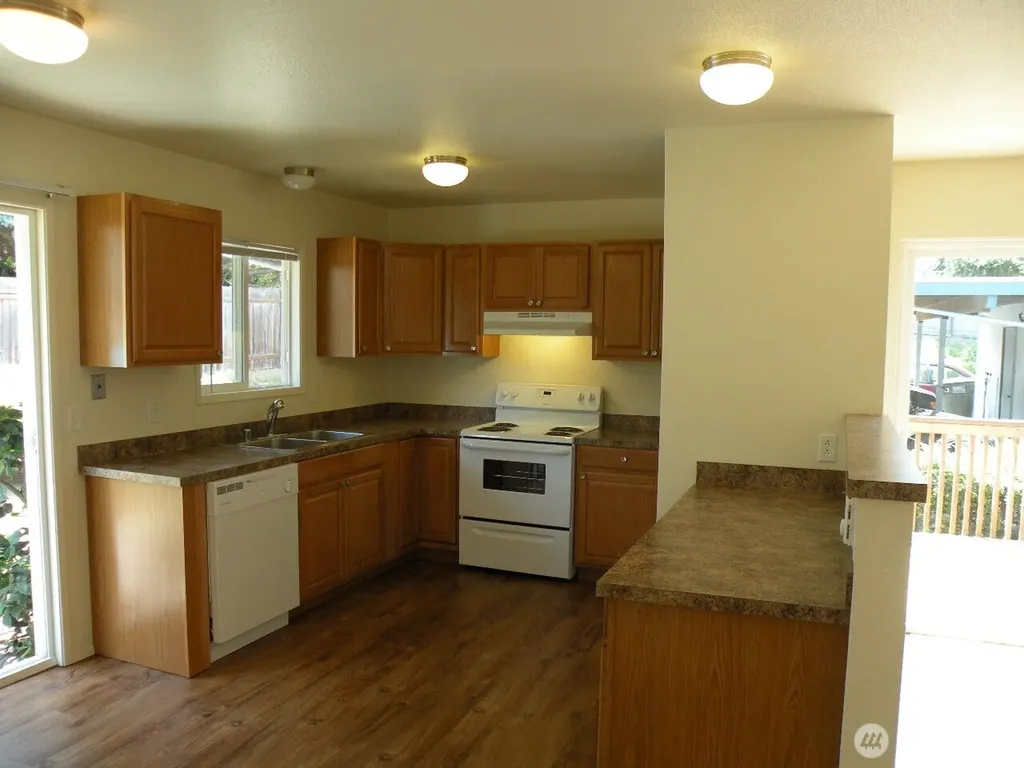 2701 Texas (2701-2709) Street Bellingham WA 98229