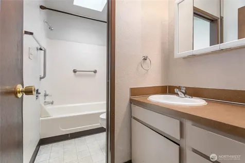2701 Texas (2701-2709) Street Bellingham WA 98229