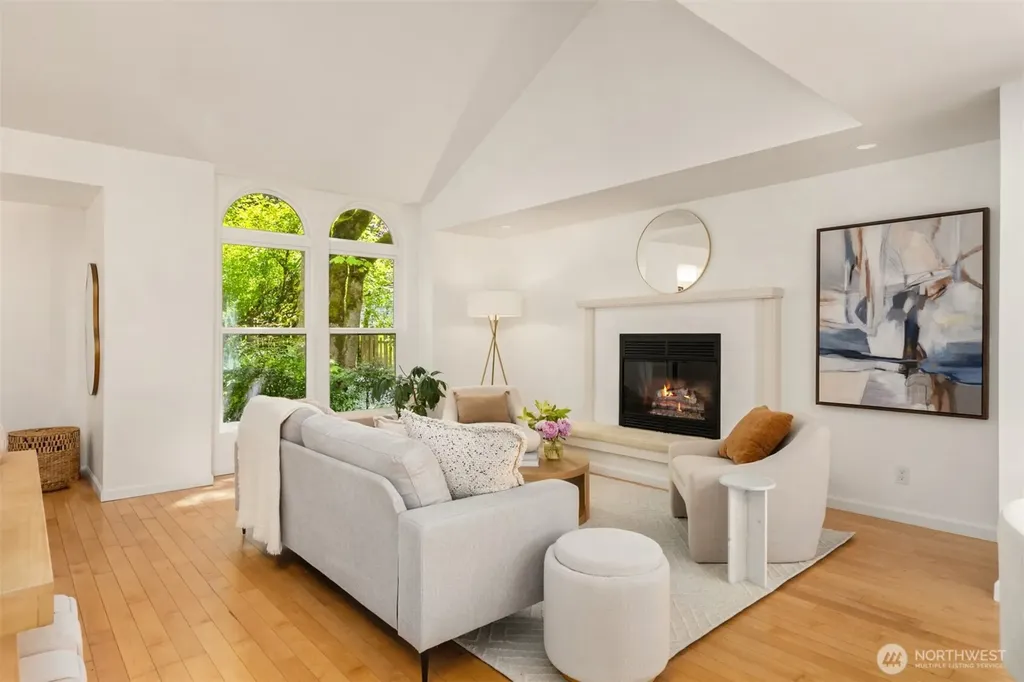 8980 Bay Street NE Bainbridge Island WA 98110