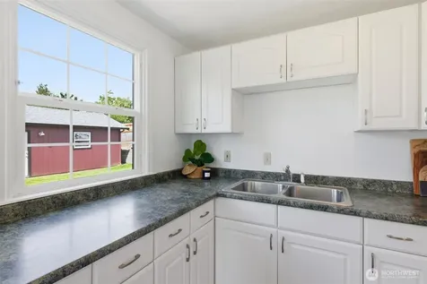 7306 S 115th Street Seattle WA 98178