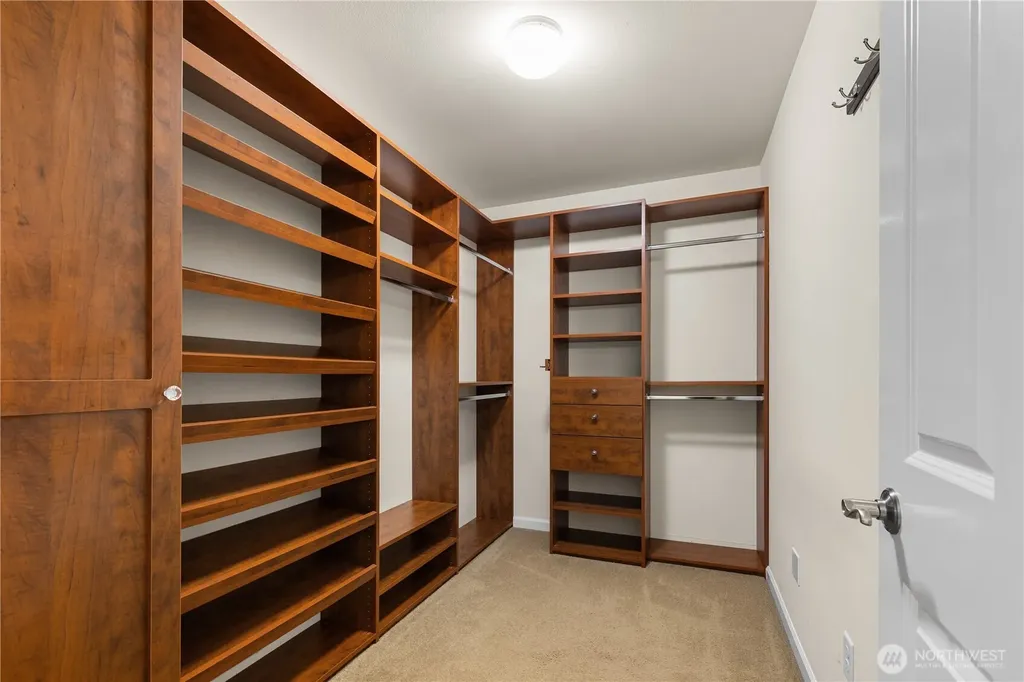 4882 SW Kenmore Court Port Orchard WA 98367