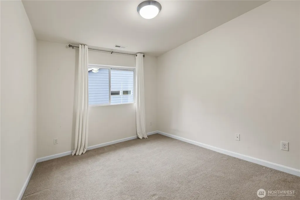 4882 SW Kenmore Court Port Orchard WA 98367