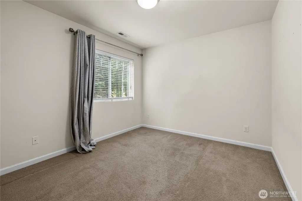 4882 SW Kenmore Court Port Orchard WA 98367