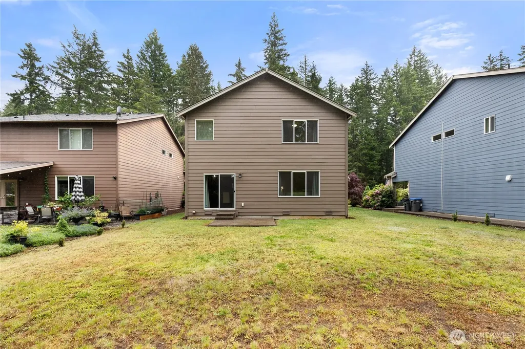 4882 SW Kenmore Court Port Orchard WA 98367
