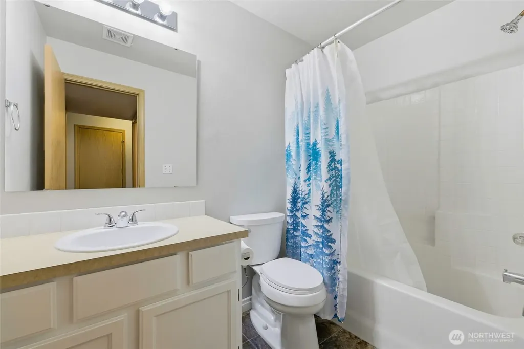 15025 105th Avenue SE Yelm WA 98597