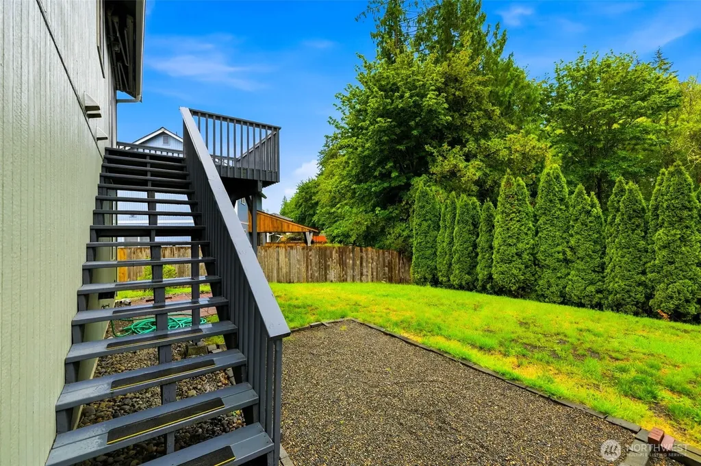 15025 105th Avenue SE Yelm WA 98597