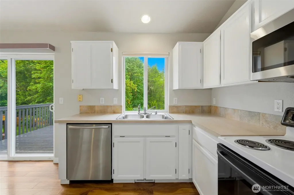15025 105th Avenue SE Yelm WA 98597