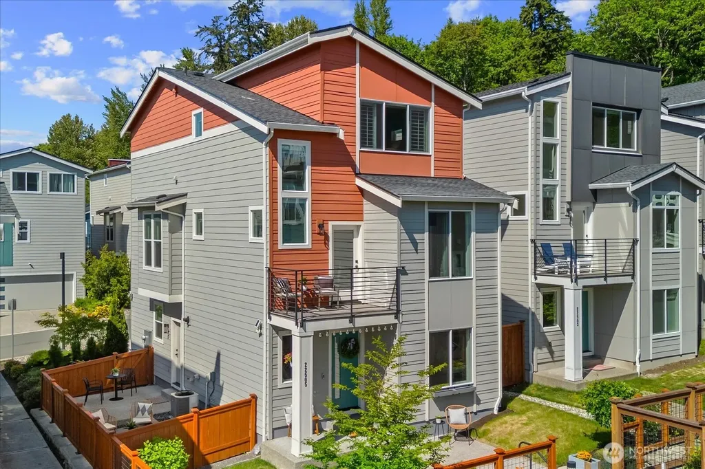 22505 70th Place W Mountlake Terrace WA 98043