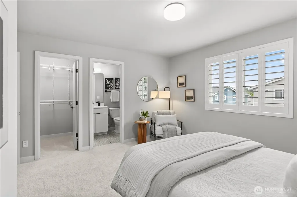 22505 70th Place W Mountlake Terrace WA 98043