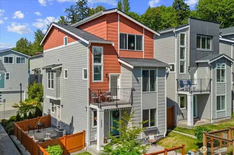 22505 70th Place W Mountlake Terrace WA 98043