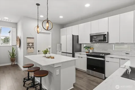 22505 70th Place W Mountlake Terrace WA 98043
